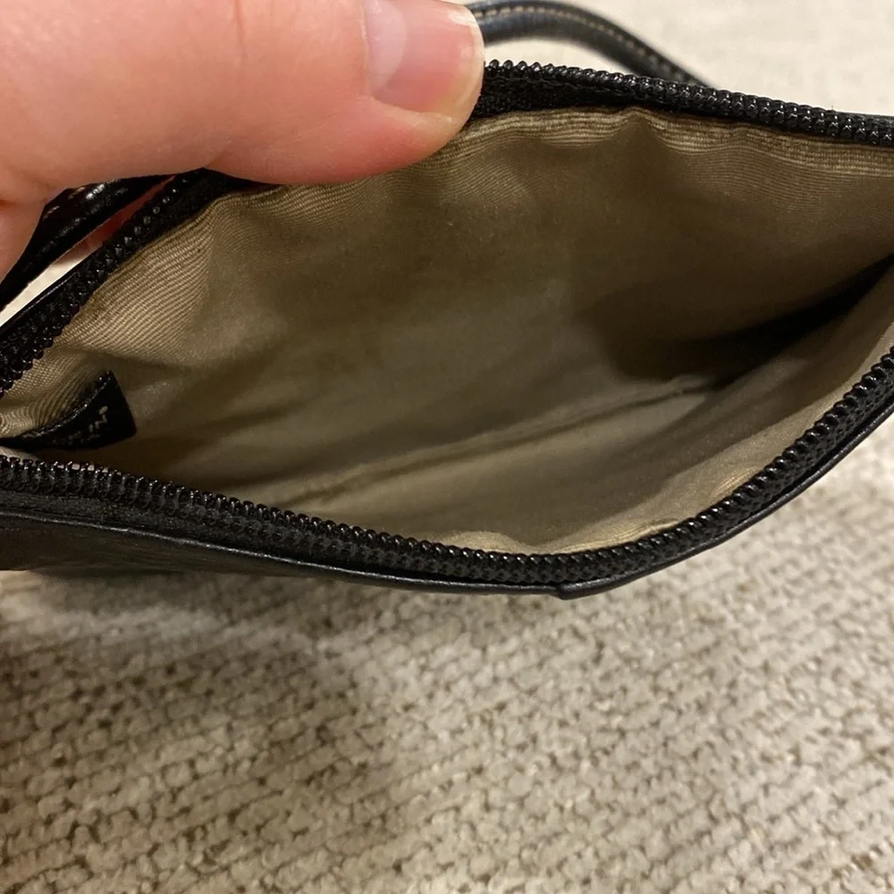 Vintage Pebbled Leather Coach wristlet